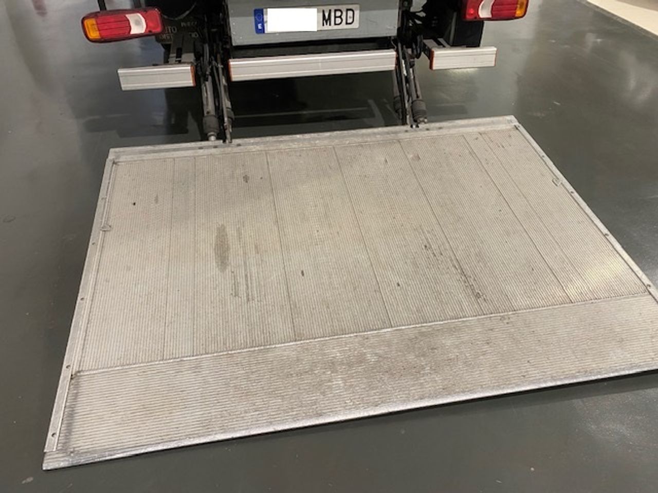 Iveco Daily 35c14 3450 Caja Cerrada PLATAFORMA ELEVADORA - GARANTIA MECANICA - Foto 10