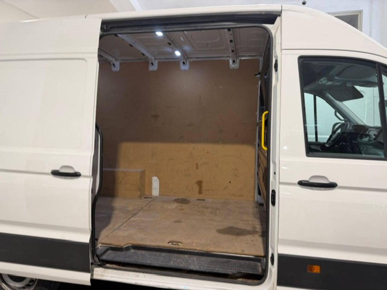 Volkswagen Crafter 35 Furgon BM TA L3H3 2.0TDI 103kW140CV - GARANTIA MECANICA - Foto 14