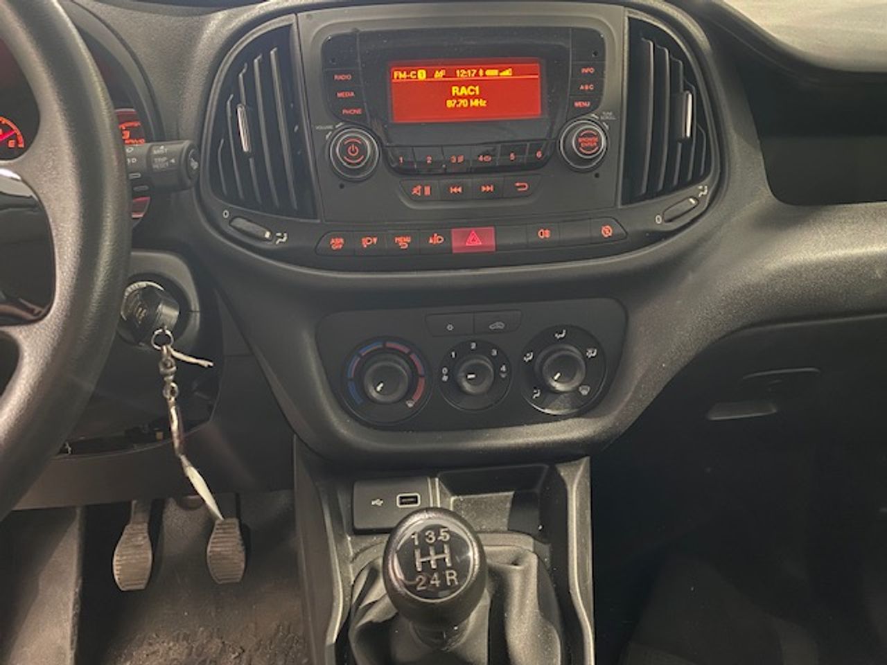 Fiat Doblò Cargo SX 1.3 Mjet 70 kW 95cv - GARANTIA MECANICA - Foto 16