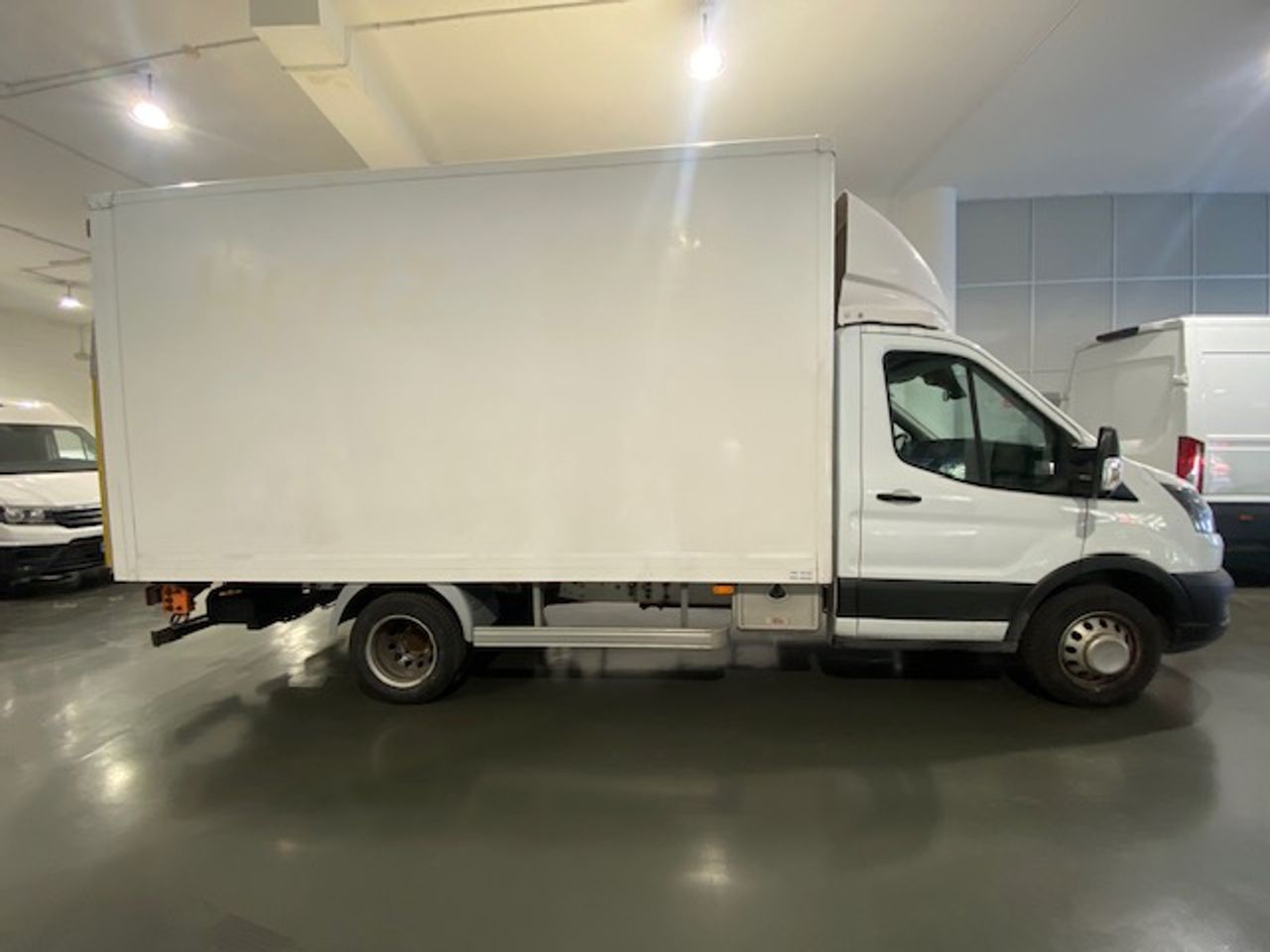 Ford Transit FT 350 L3 Trend 2.0 EcoBlu165cv PLATAFORMA ELEVADORA - GARANTIA FÁBRICA 10/2026 - Foto 5