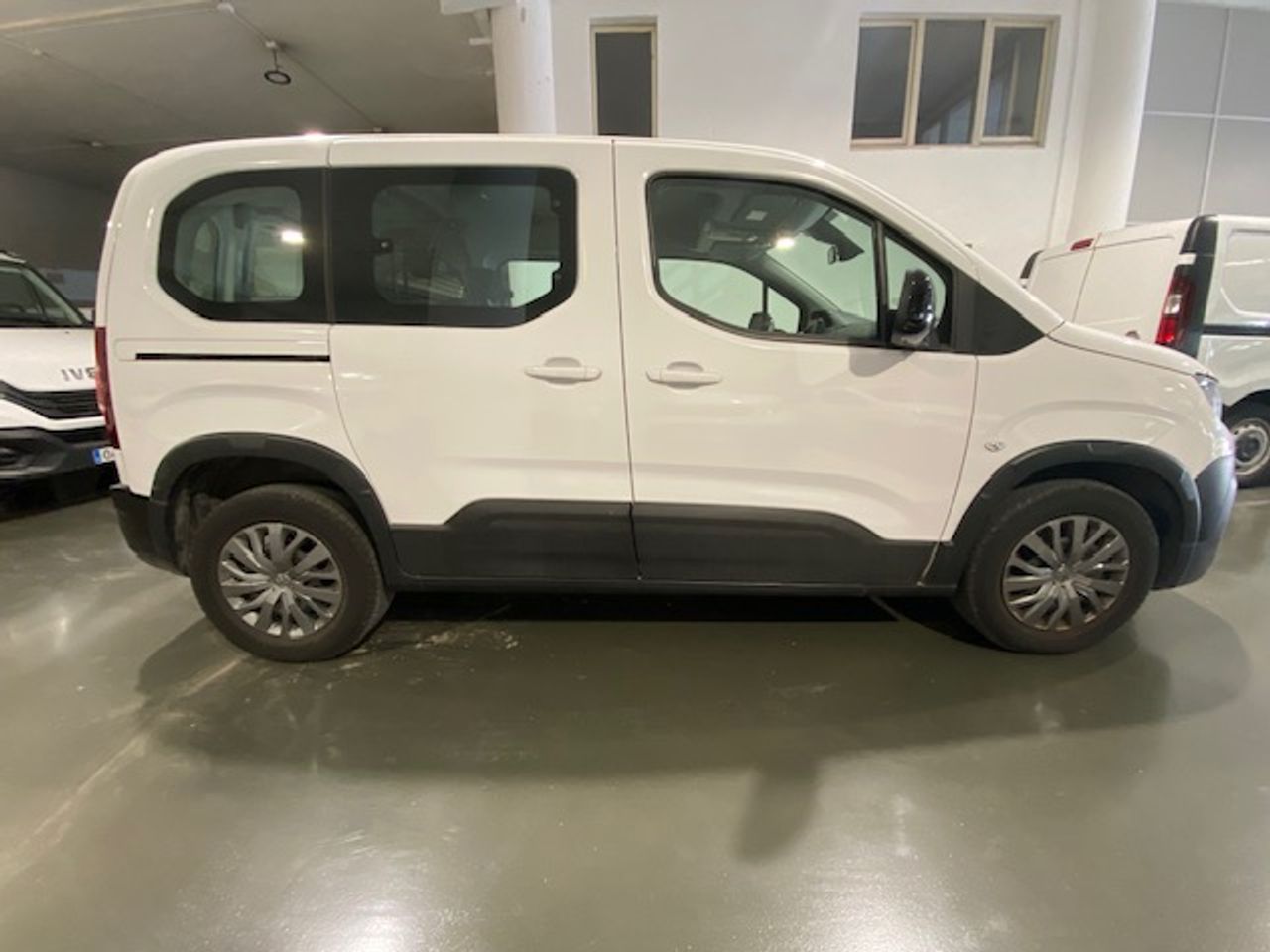 Peugeot Rifter Active Pack Business BlueHDI 100cv - GARANTIA MECANICA - Foto 6