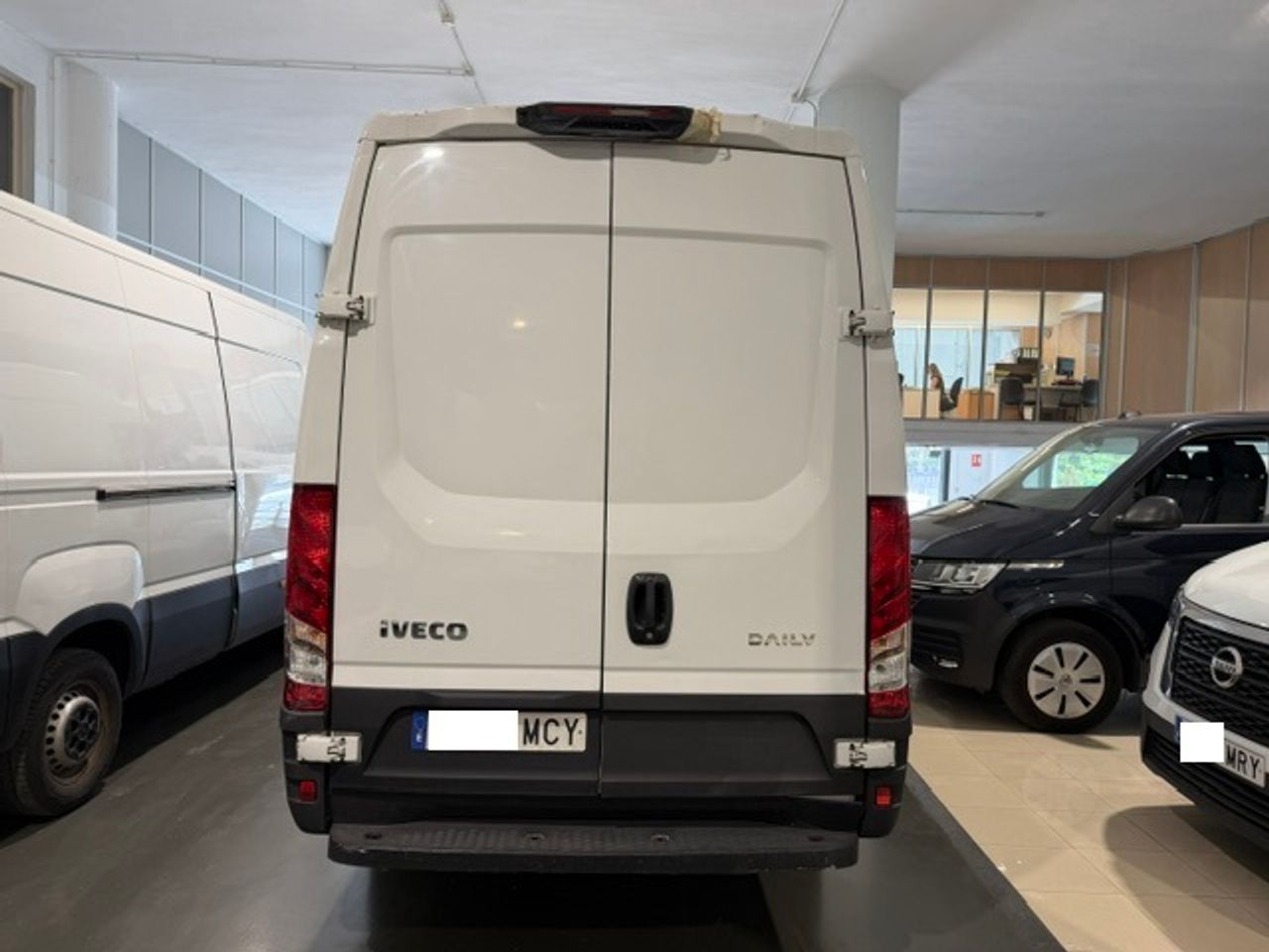 Iveco Daily Furgón 35S16 V 3520L H2 12.0 160cv - GARANTIA MECANICA - Foto 8