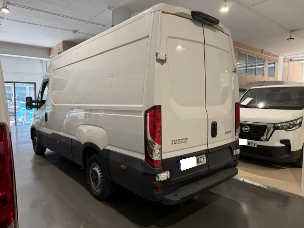 Iveco Daily Furgón 35S16 V 3520L H2 12.0 160cv - GARANTIA MECANICA - Foto 6