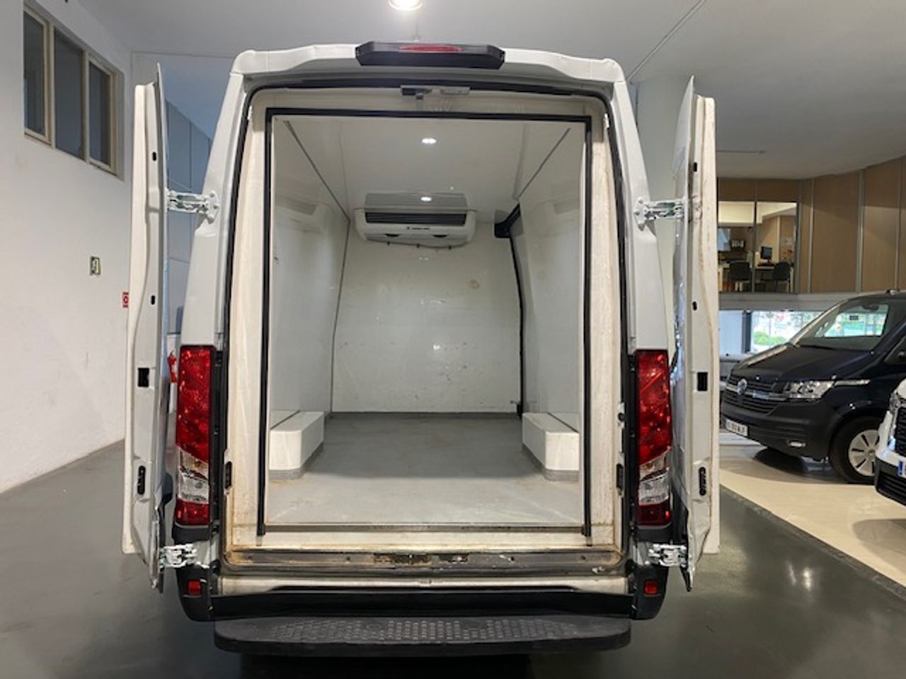 Iveco Daily Furgón 35S16 L2H2 FRIGORIFICO - GARANTIA MECANICA - Foto 11
