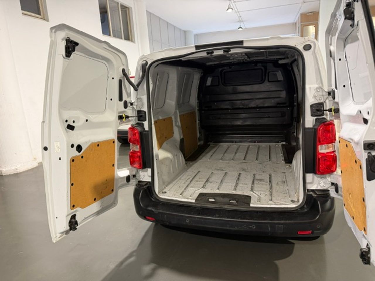 Citroën Jumpy Furgón Talla M BlueHDi 120 S&S - GARANTIA FÁBRICA 04/2027 - Foto 9