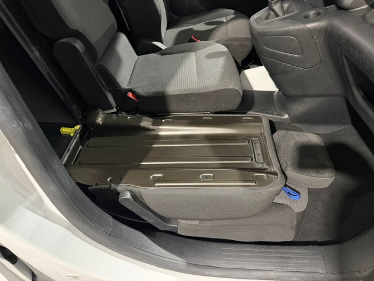 Peugeot Partner Furgón L1 Standard 1000KG BlueHDI 102cv (3 plazas) - GARANTIA MECANICA - Foto 15