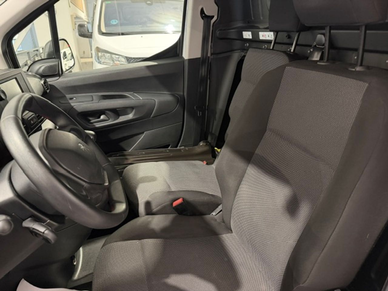 Peugeot Partner Furgón L1 Standard 1000KG BlueHDI 102cv (3 plazas) - GARANTIA MECANICA - Foto 16