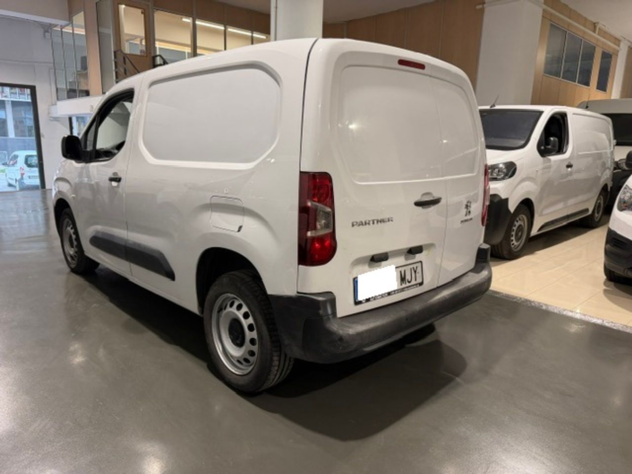 Peugeot Partner Furgón L1 Standard 1000KG BlueHDI 102cv (3 plazas) - GARANTIA MECANICA - Foto 6