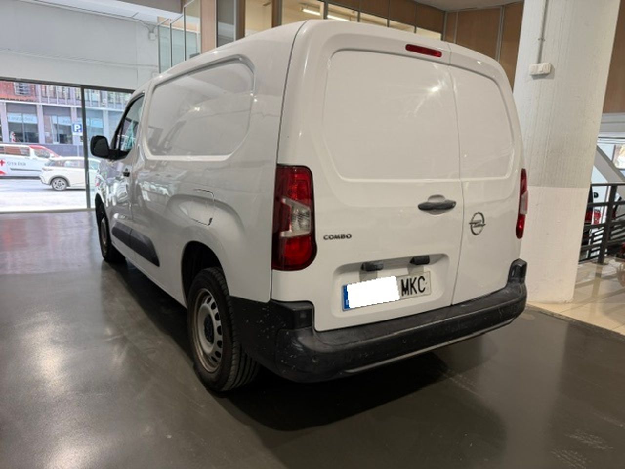 Opel Combo Cargo Furgón Cargo XL 1000KG 1.5 S&S MT 100CV (3 plazas) - GARANTIA MECANICA - Foto 6