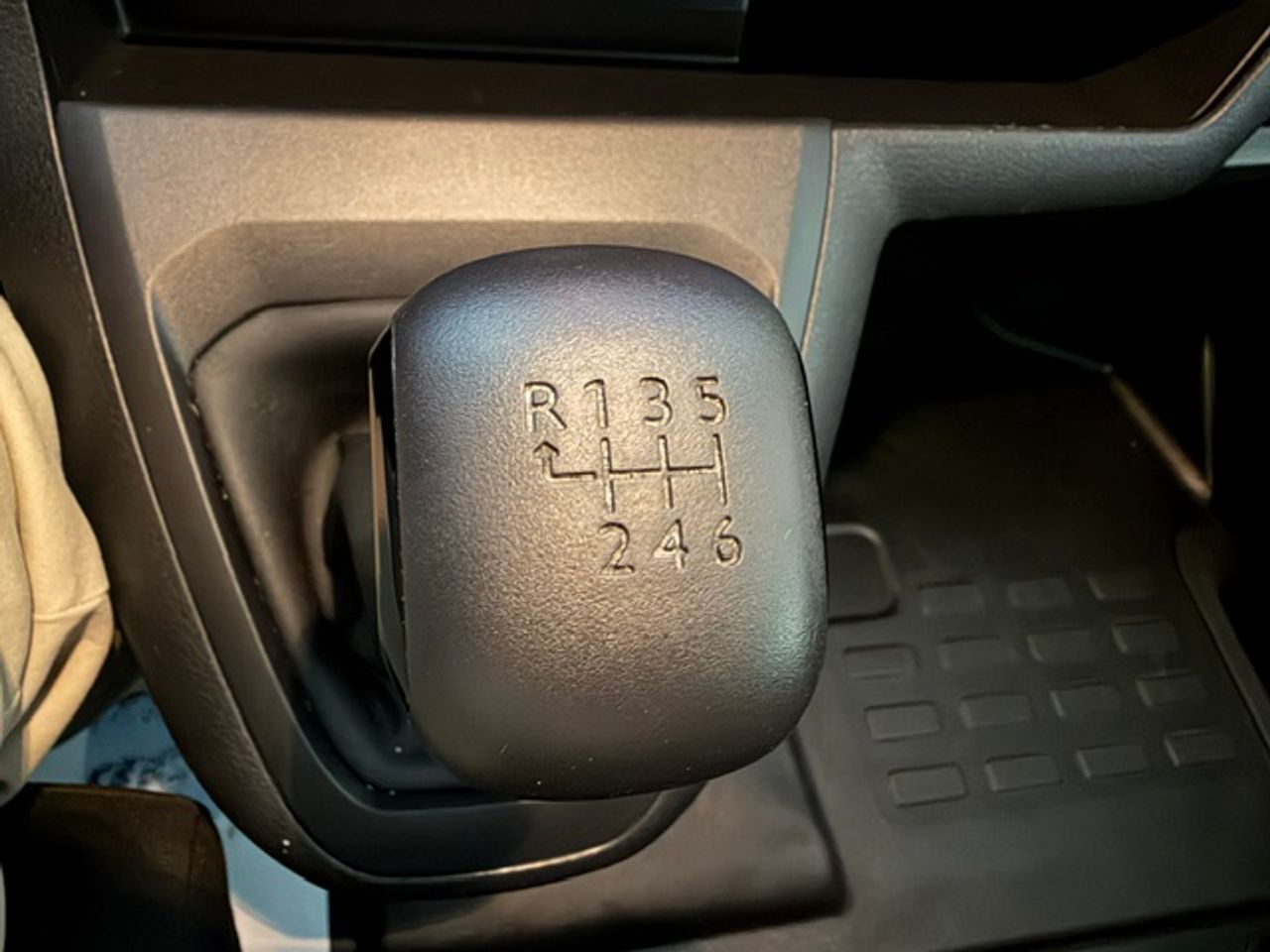 Opel Vivaro Furgón 1.5 BLUEHDI 88KW (120CV) - GARANTIA FÁBRICA 01/2029 - Foto 27