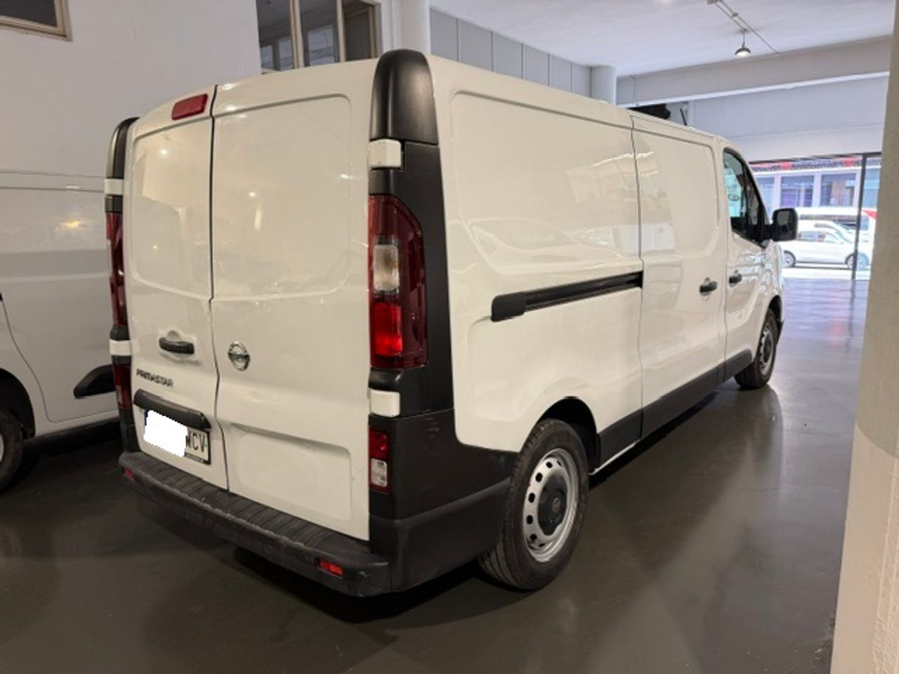 Nissan Primastar Furgon 29 L2H1 2.0 DCI 110cv - GARANTIA FÁBRICA 12/2027 - Foto 7