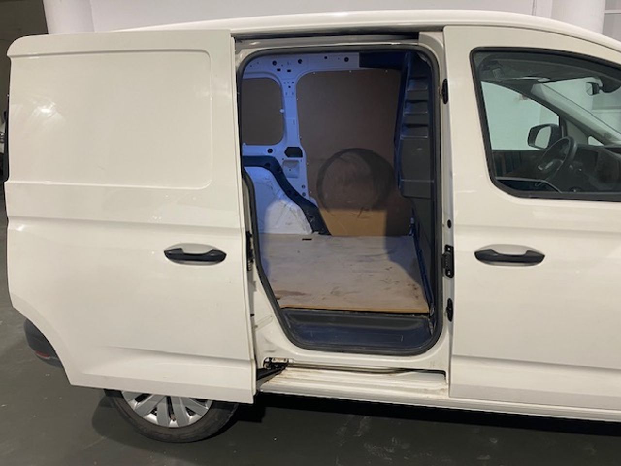 Volkswagen Caddy Cargo 2.0 TDI 90kW 122CV 4MOTION - GARANTIA MECANICA - Foto 17