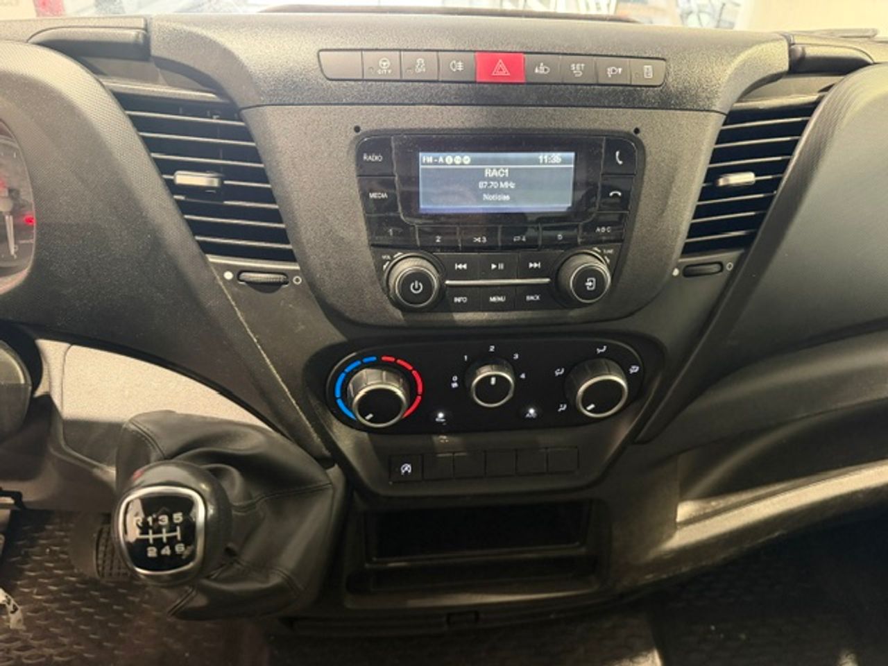 Iveco Daily 35c16 3750 Caja Cerrada - GARANTIA MECANICA - Foto 15