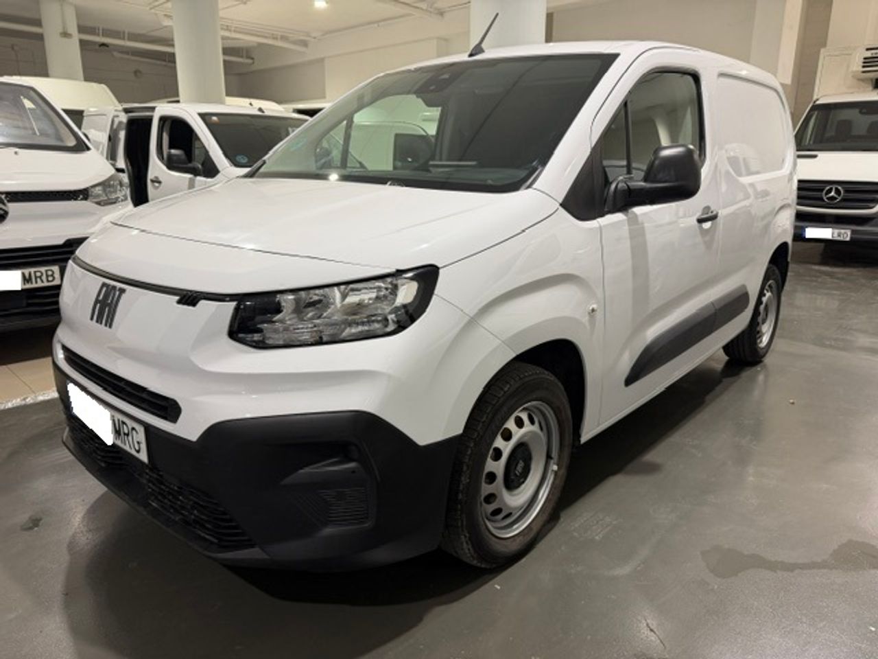 Fiat Doblò Furgón L1 BlueHDI 1.5 L 1000KG 100CV - GARANTIA FÁBRICA 05/2027 - Foto 4
