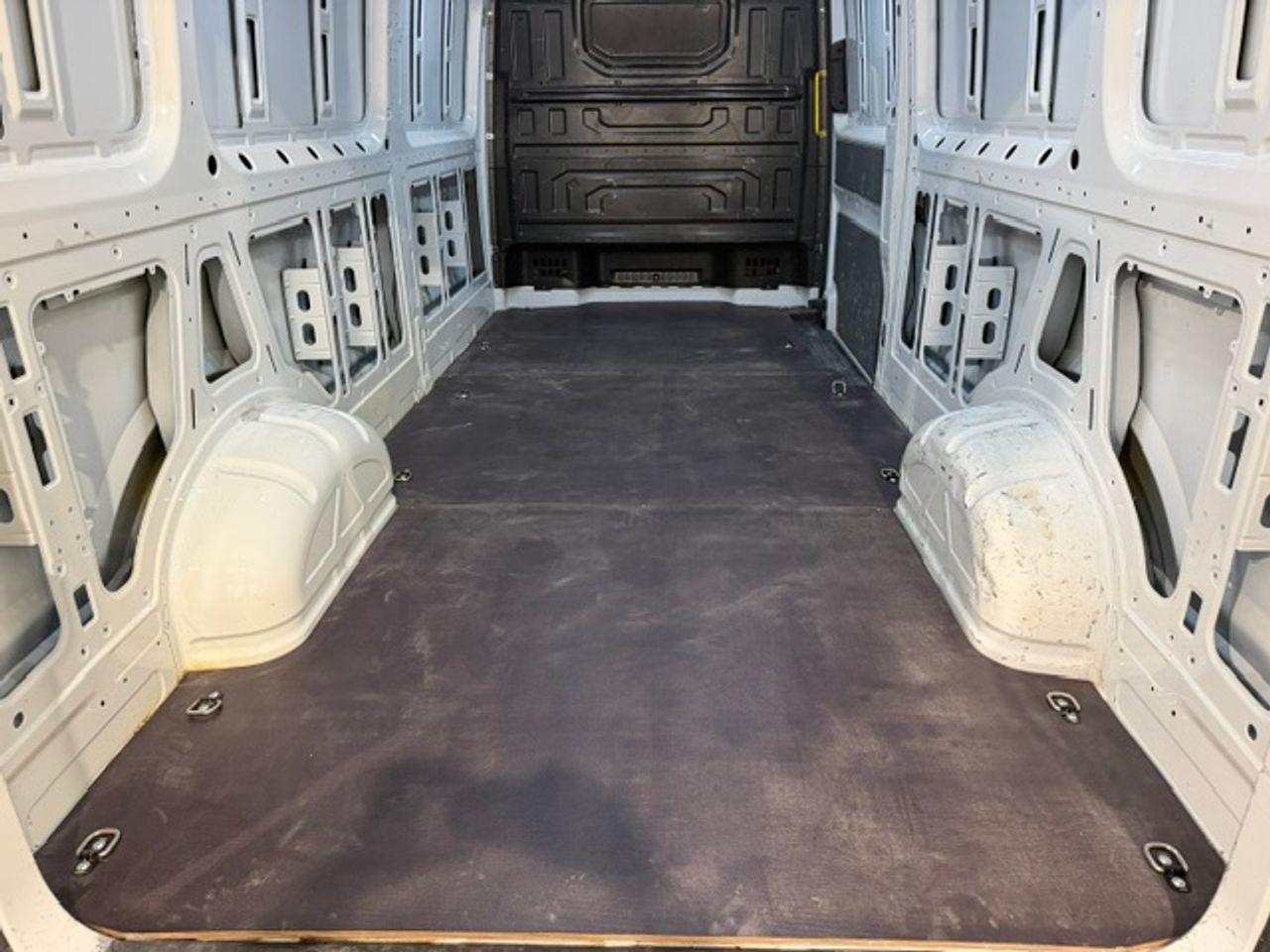 Volkswagen Crafter 35 Furgon BL TA L4H3 2.0TDI 103kW 140CV GARANTIA MECANICA - Foto 14