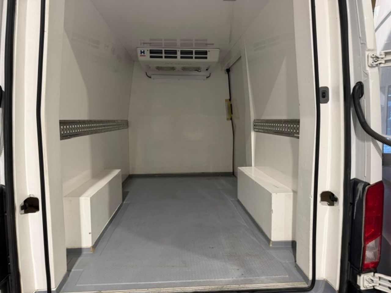 Volkswagen Crafter 35 Furgon BM TA L3H3 2.0TDI 103kW140CV FRIGORIFICO CONGELACION - GARANTIA MECANICA - Foto 13