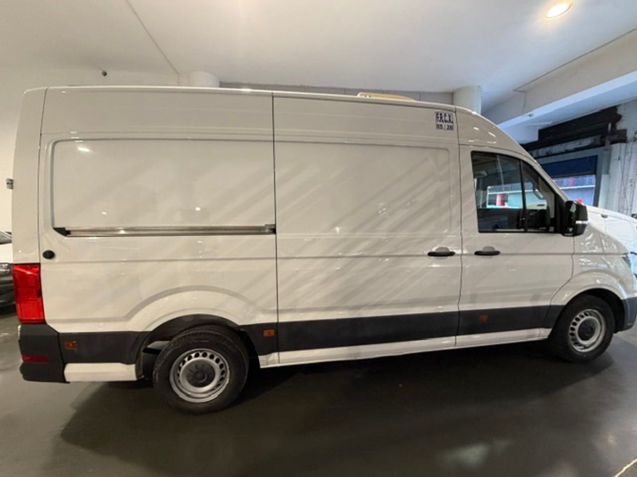 Volkswagen Crafter 35 Furgon BM TA L3H3 2.0TDI 103kW140CV FRIGORIFICO CONGELACION - GARANTIA MECANICA - Foto 5