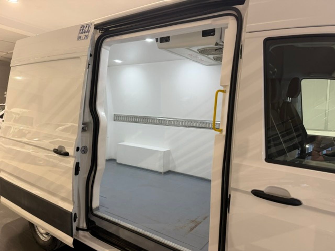 Volkswagen Crafter 35 Furgon BM TA L3H3 2.0TDI 103kW140CV FRIGORIFICO CONGELACION - GARANTIA MECANICA - Foto 16