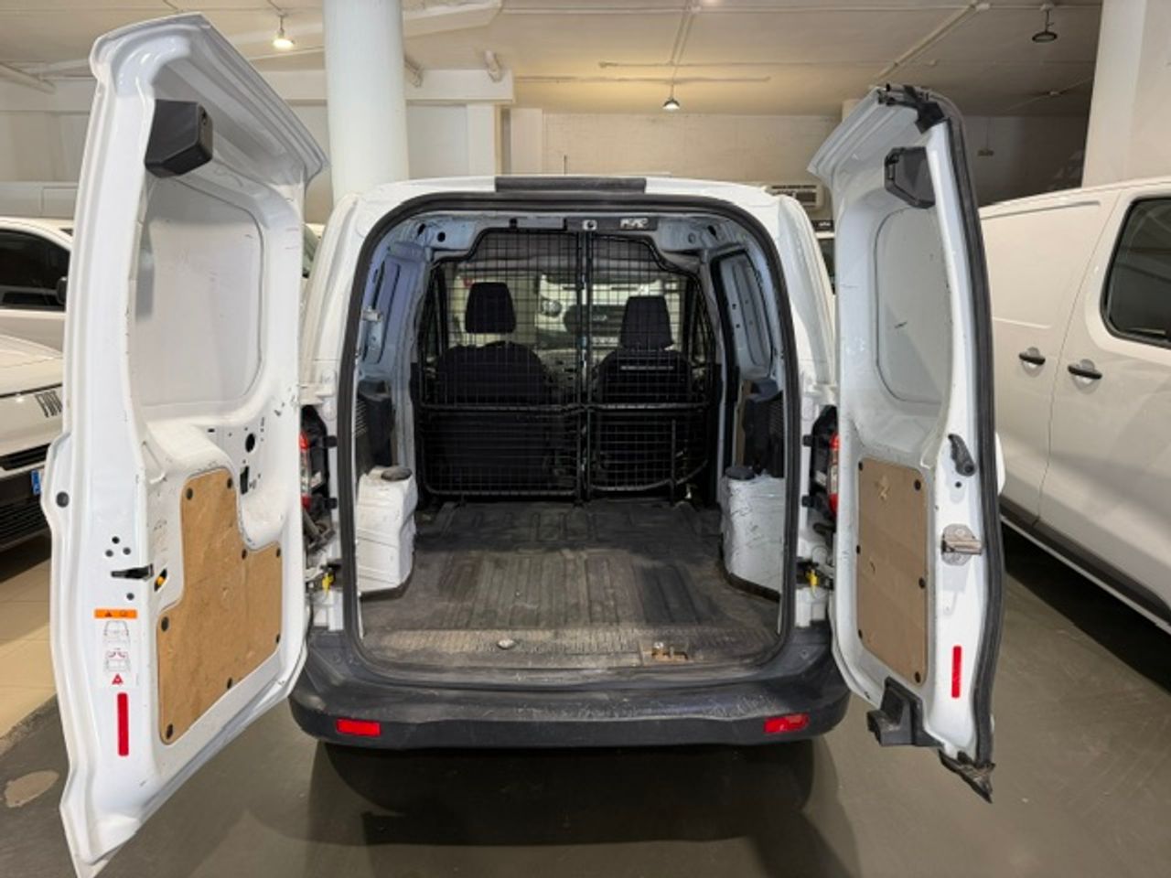 Ford Transit Courier Furgón 1.5 TDCi 71kW Trend 95cv - GARANTIA MECANICA - Foto 6