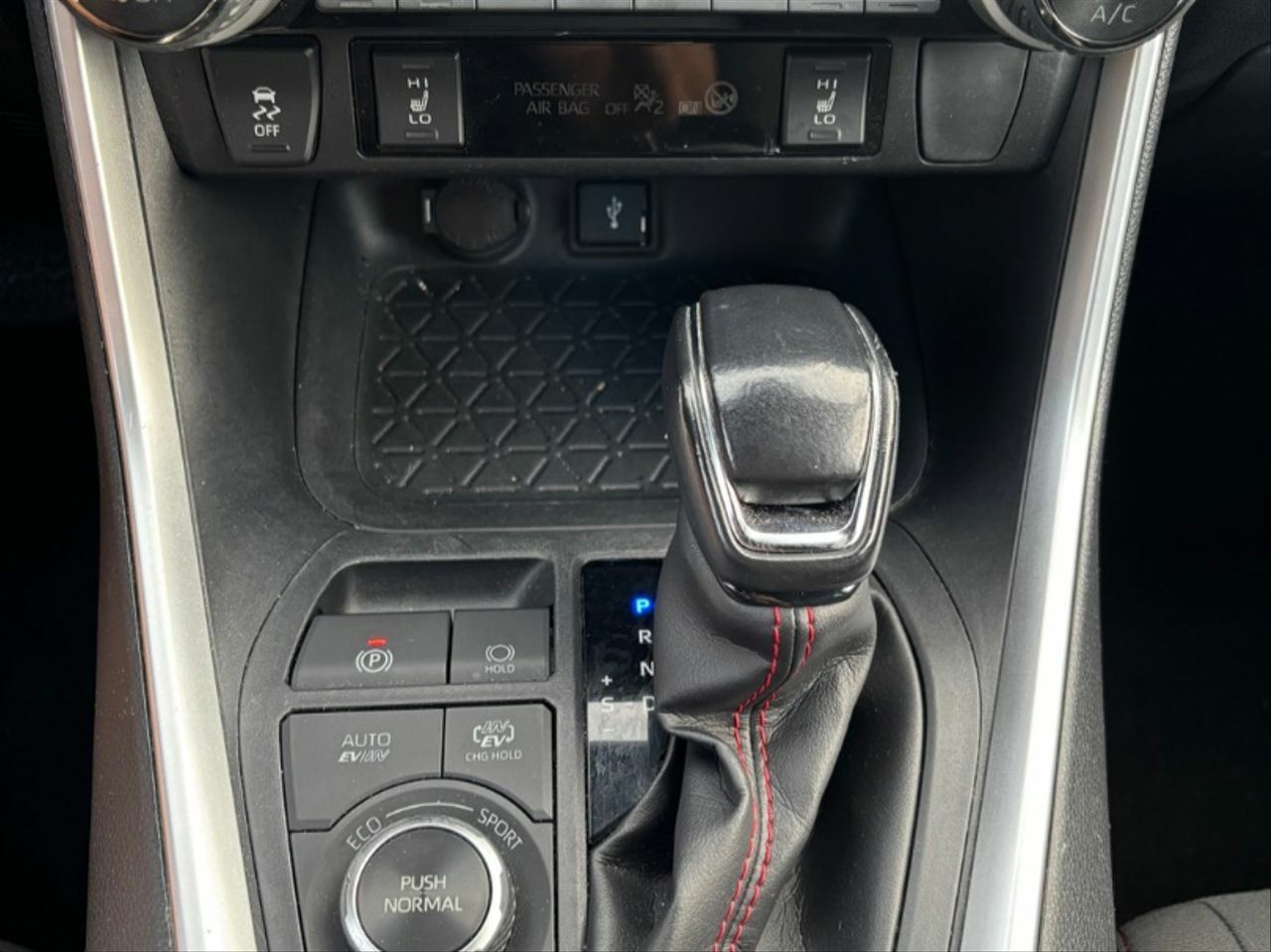 Toyota Rav4 2.5l PLUGIN 300PH eCVT Advance - Foto 16