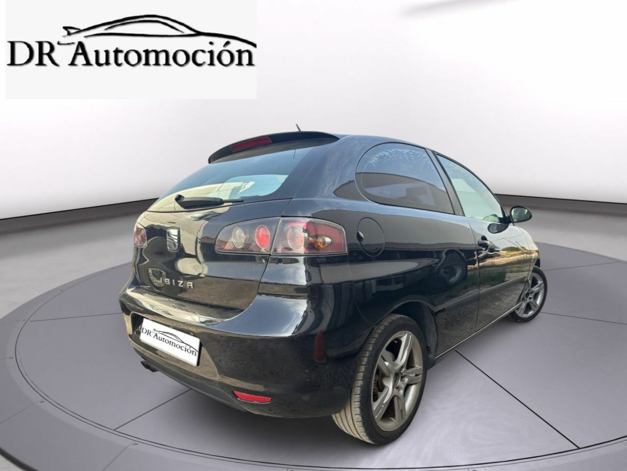 Seat Ibiza 1.9 TDI 100CV SPORT - Foto 5
