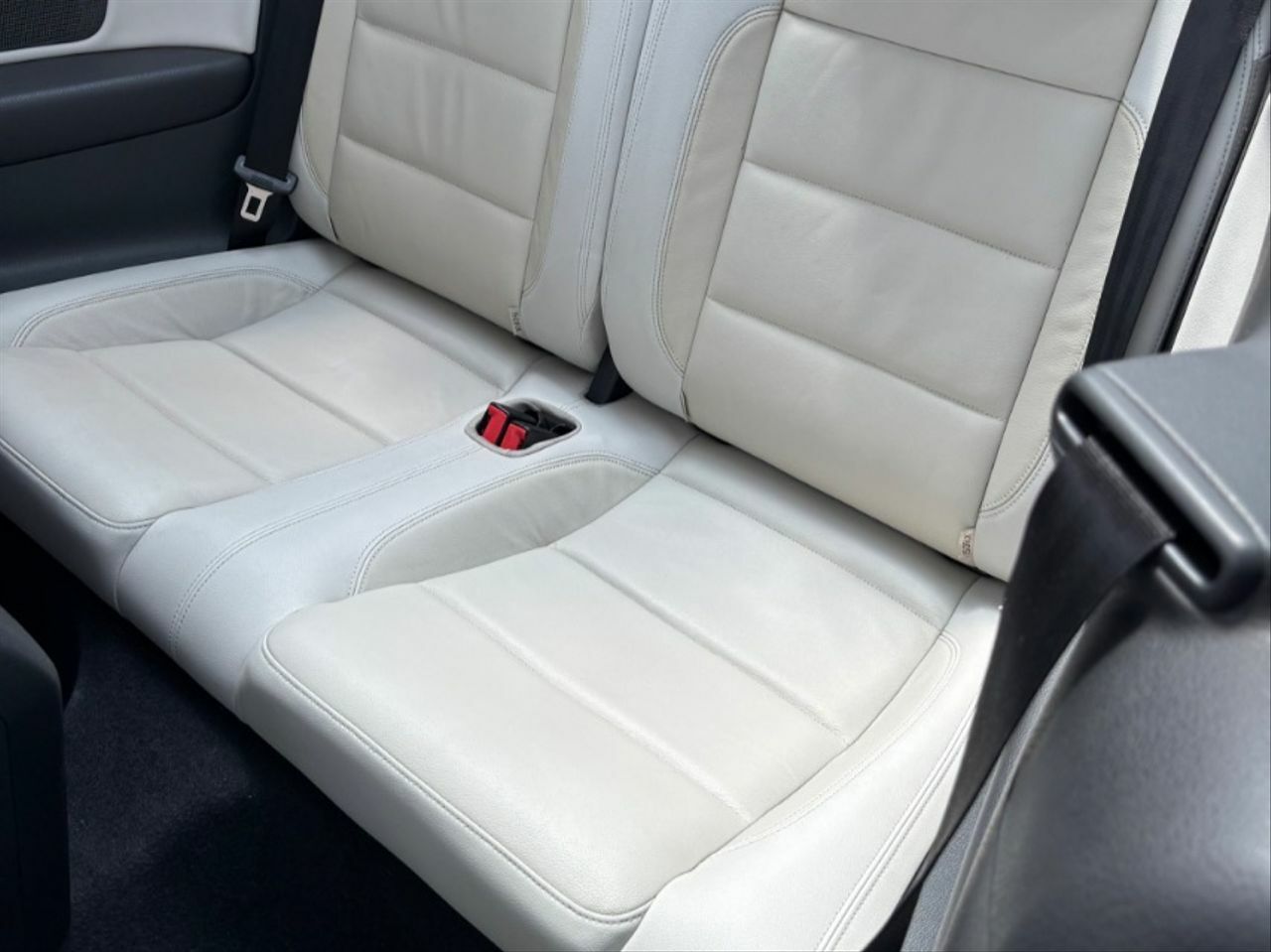 Volkswagen Golf Cabrio 2.0 TDI 140cv BlueMotion Tech - Foto 9