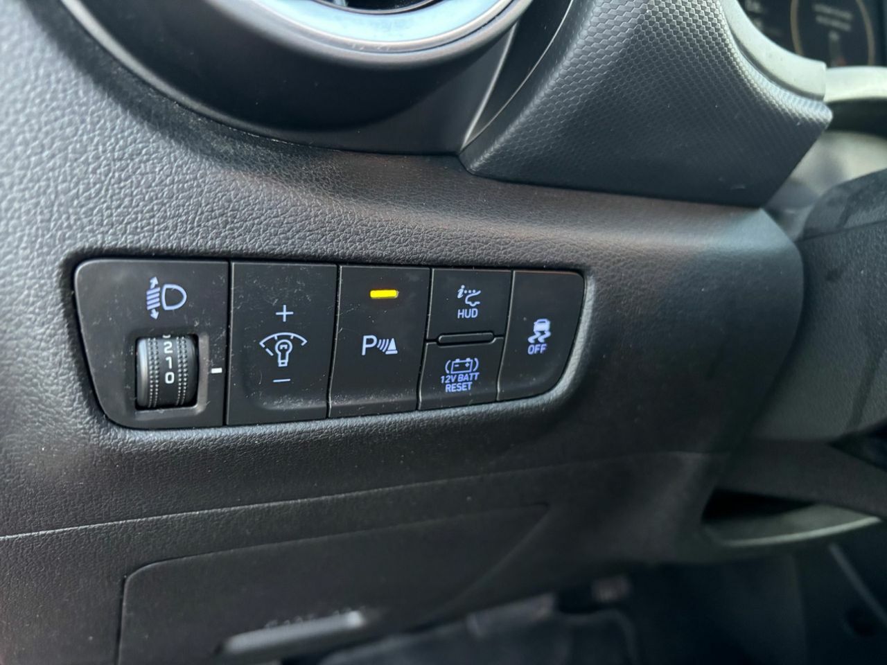 Hyundai Kona 1.6 GDI HEV Style Sky DCT - Foto 12