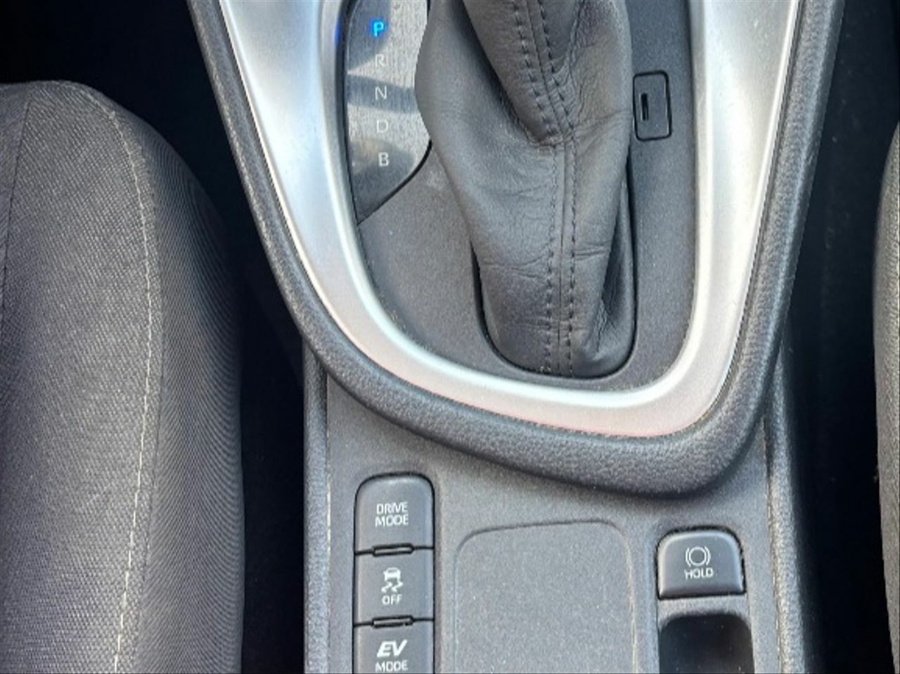 Toyota Yaris 1.5 120H Business Plus - Foto 15