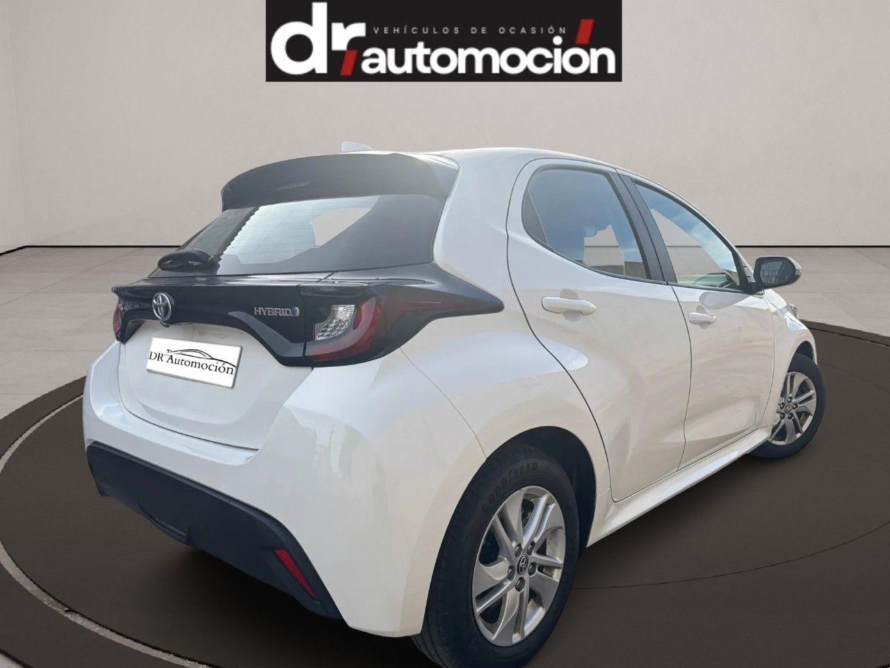 Toyota Yaris 1.5 120H Business Plus - Foto 6