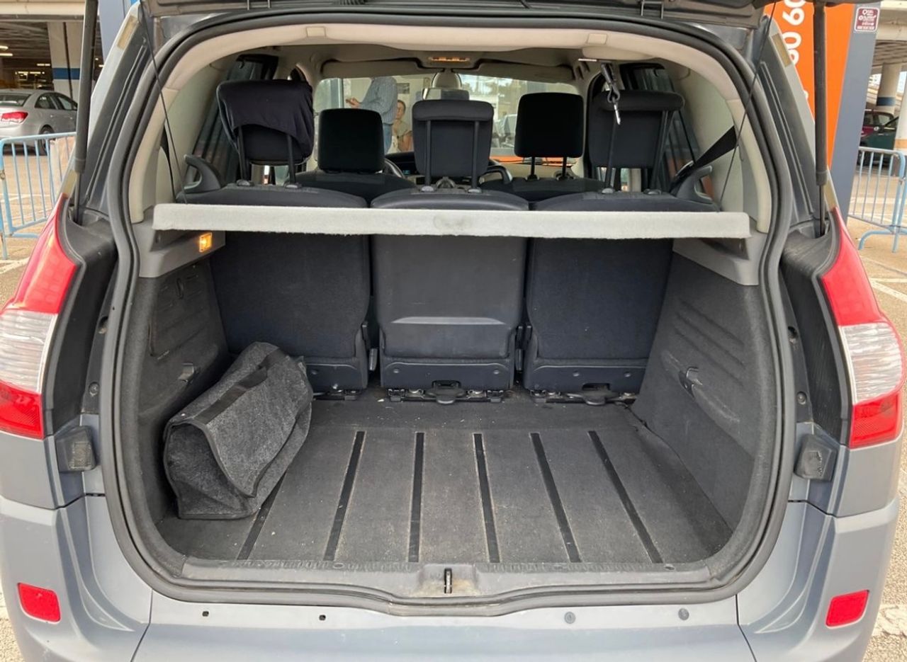 Renault Grand Scénic 1.6i 16v 110cv Confort - Foto 7