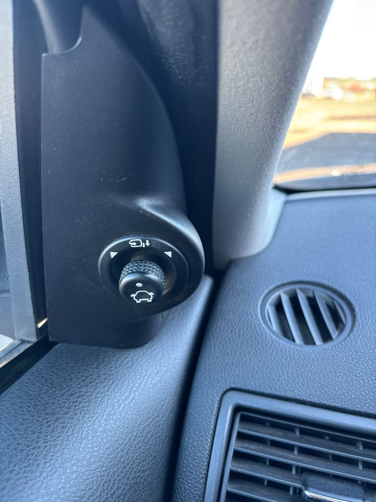 Ford Mondeo 5p Titanium X 2.2 TDCi 155cv 6 vel. - Foto 13