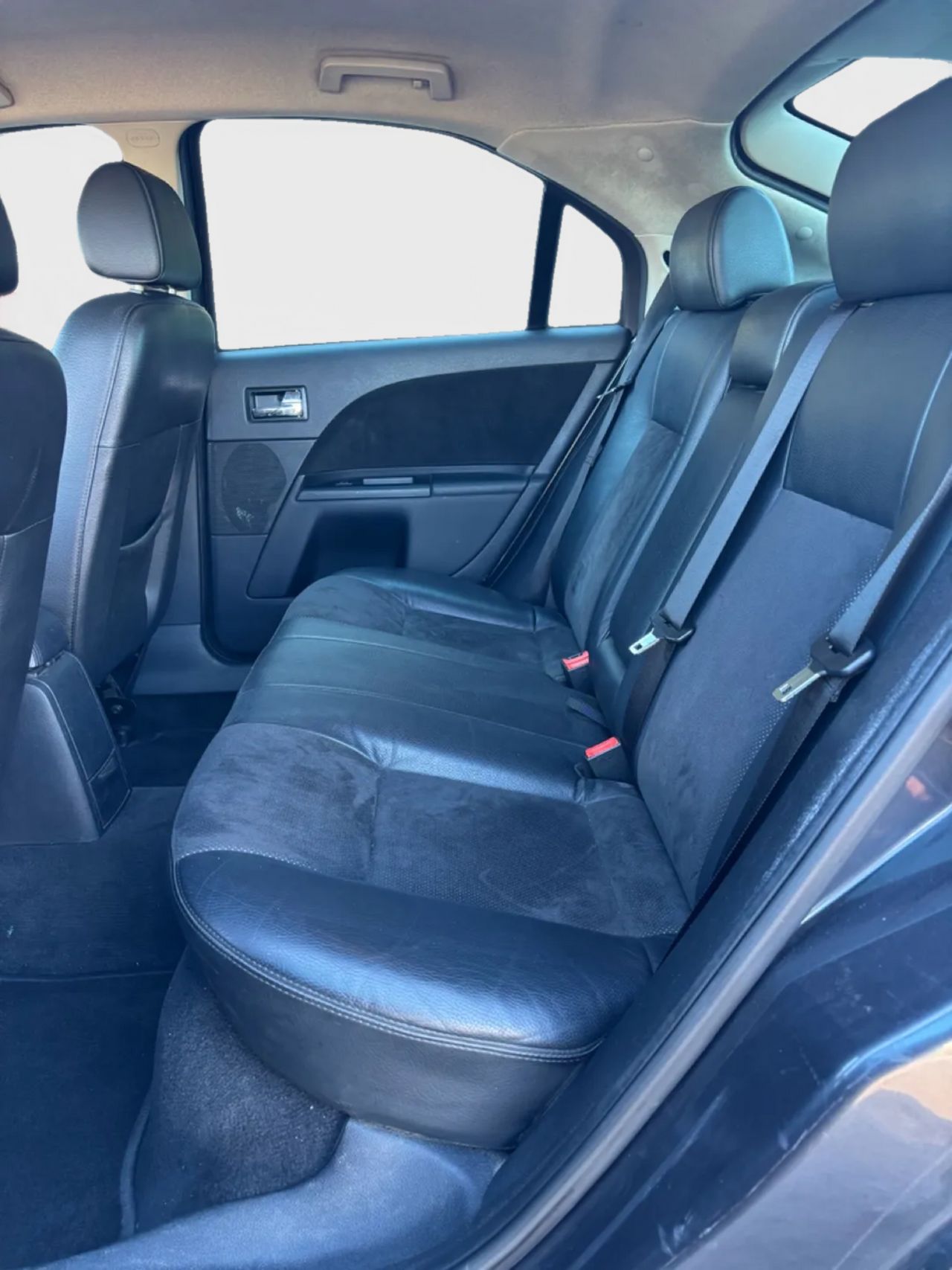 Ford Mondeo 5p Titanium X 2.2 TDCi 155cv 6 vel. - Foto 9