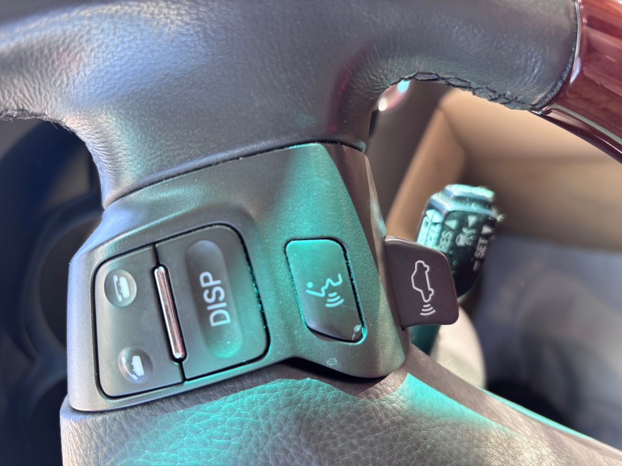 Lexus GS 450h President - Foto 14