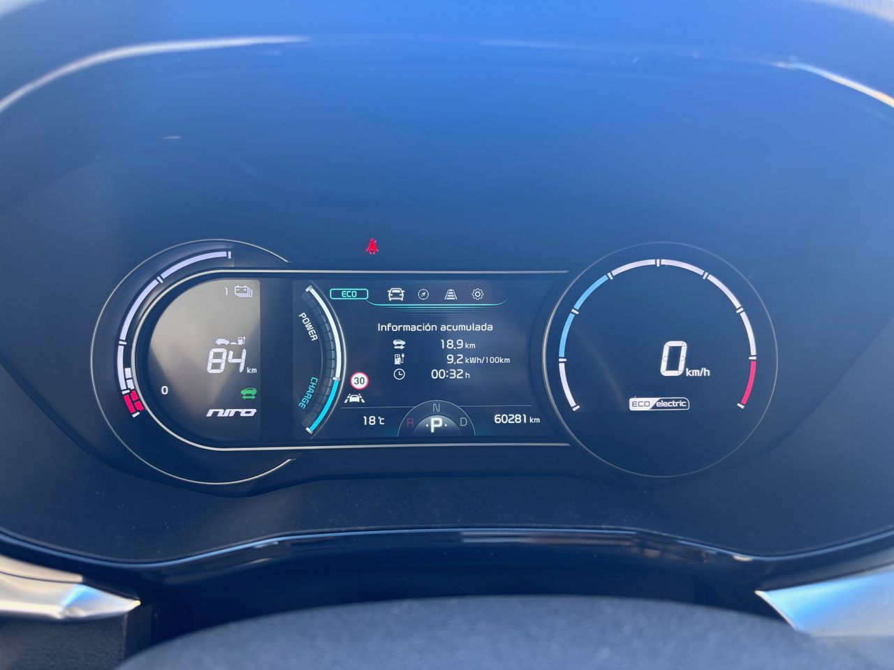 Kia e-Niro 150 kW (204 CV) batería 64 kWh Emotion - Foto 11