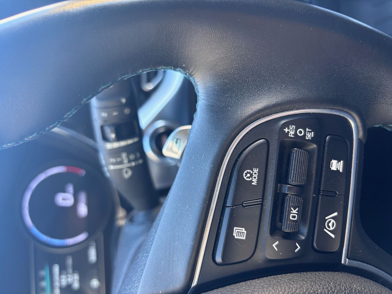 Kia e-Niro 150 kW (204 CV) batería 64 kWh Emotion - Foto 17