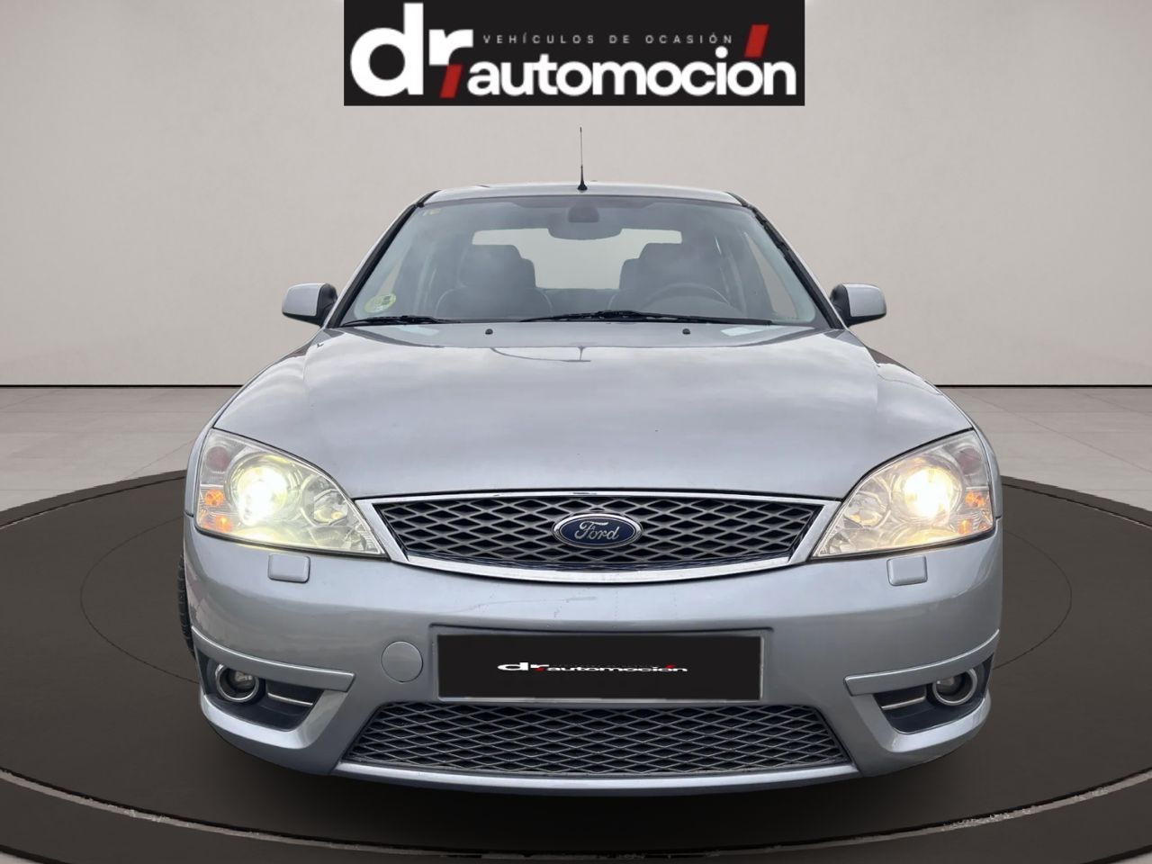 Ford Mondeo 4p Titanium 2.0 TDCi 130cv 6 vel. - Foto 3