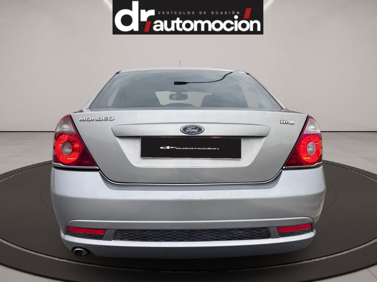 Ford Mondeo 4p Titanium 2.0 TDCi 130cv 6 vel. - Foto 6