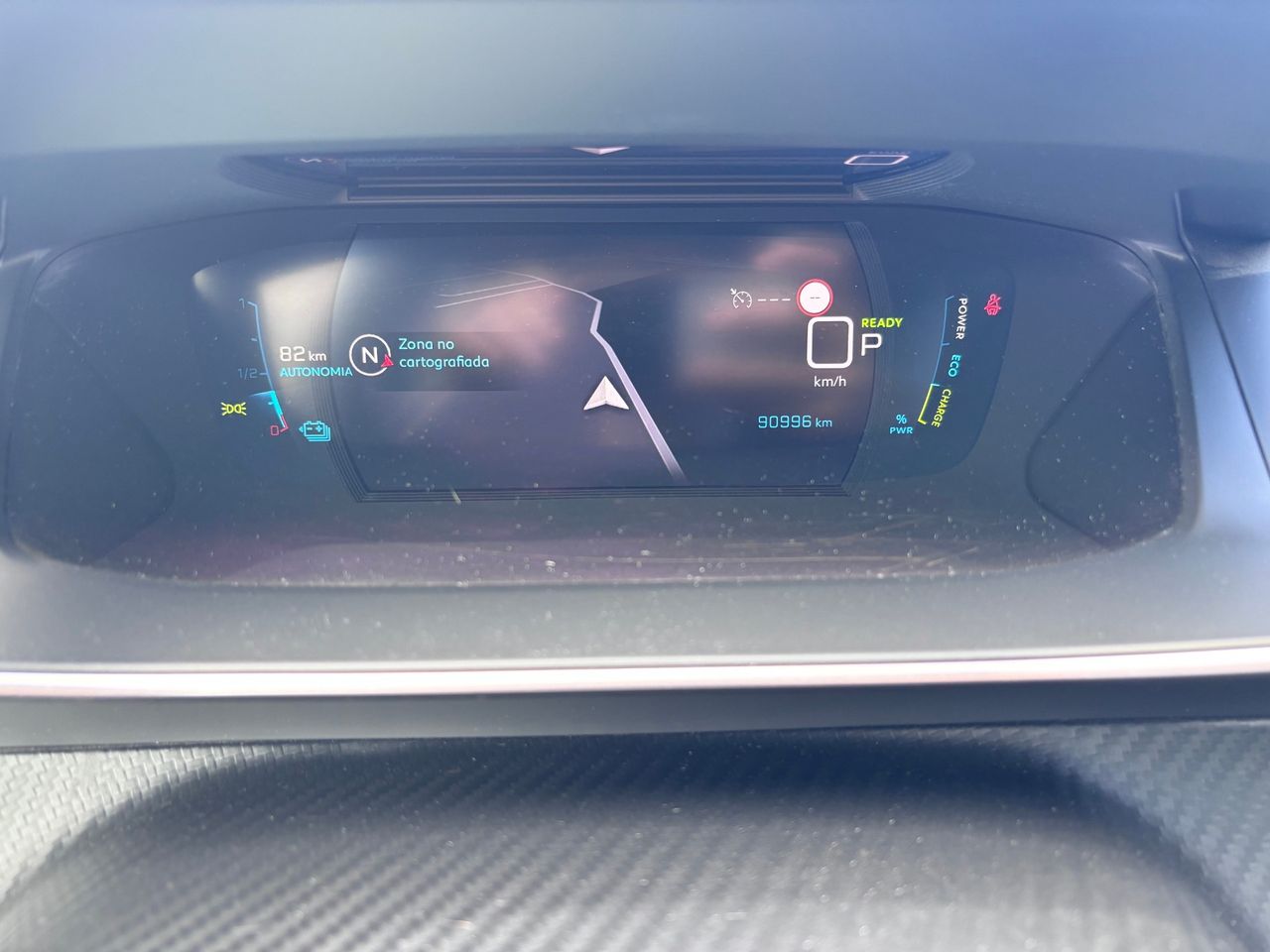 Peugeot 208 e-208 GT 100 kW - Foto 12