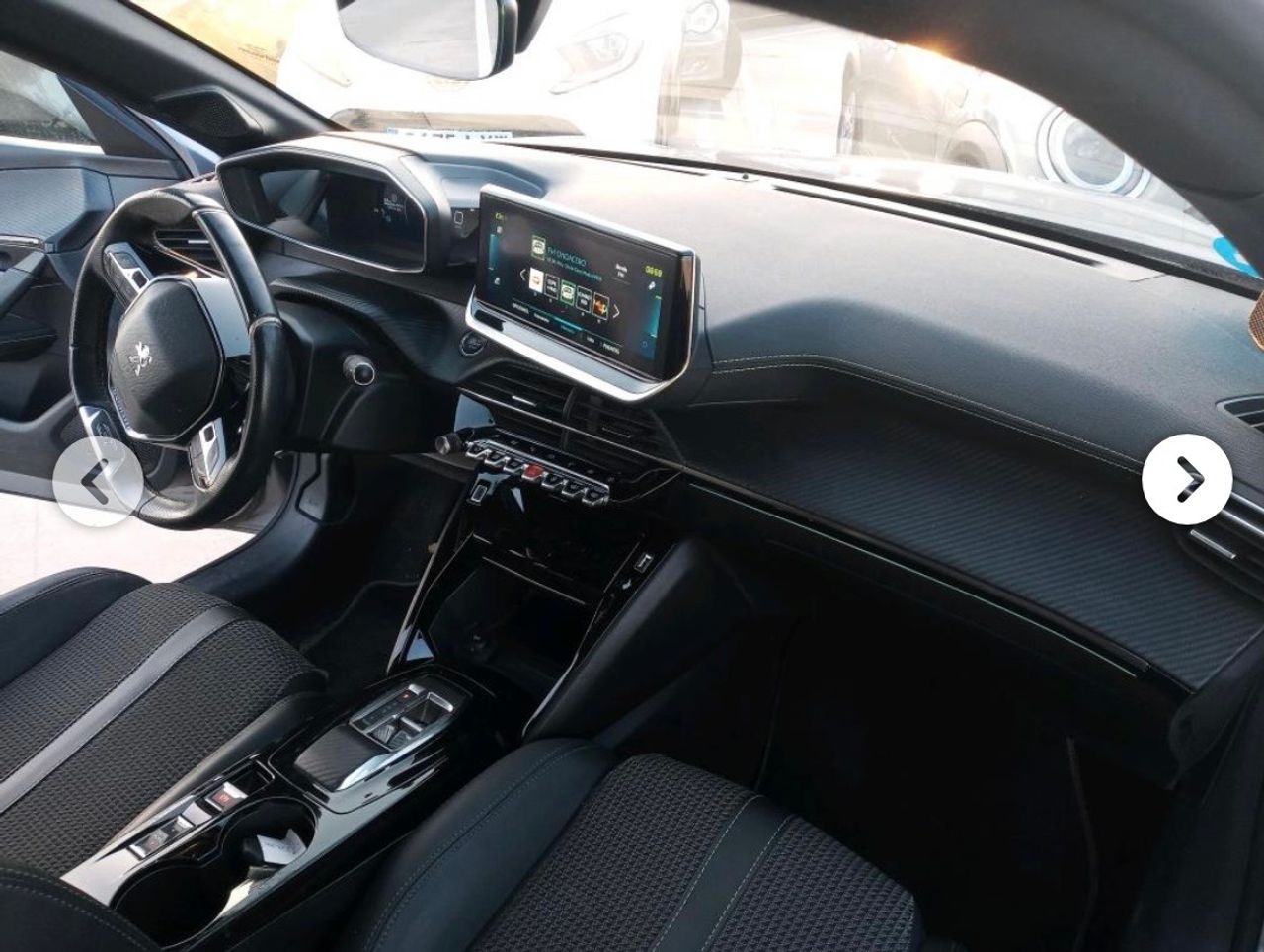 Peugeot 208 e-208 GT 100 kW - Foto 4