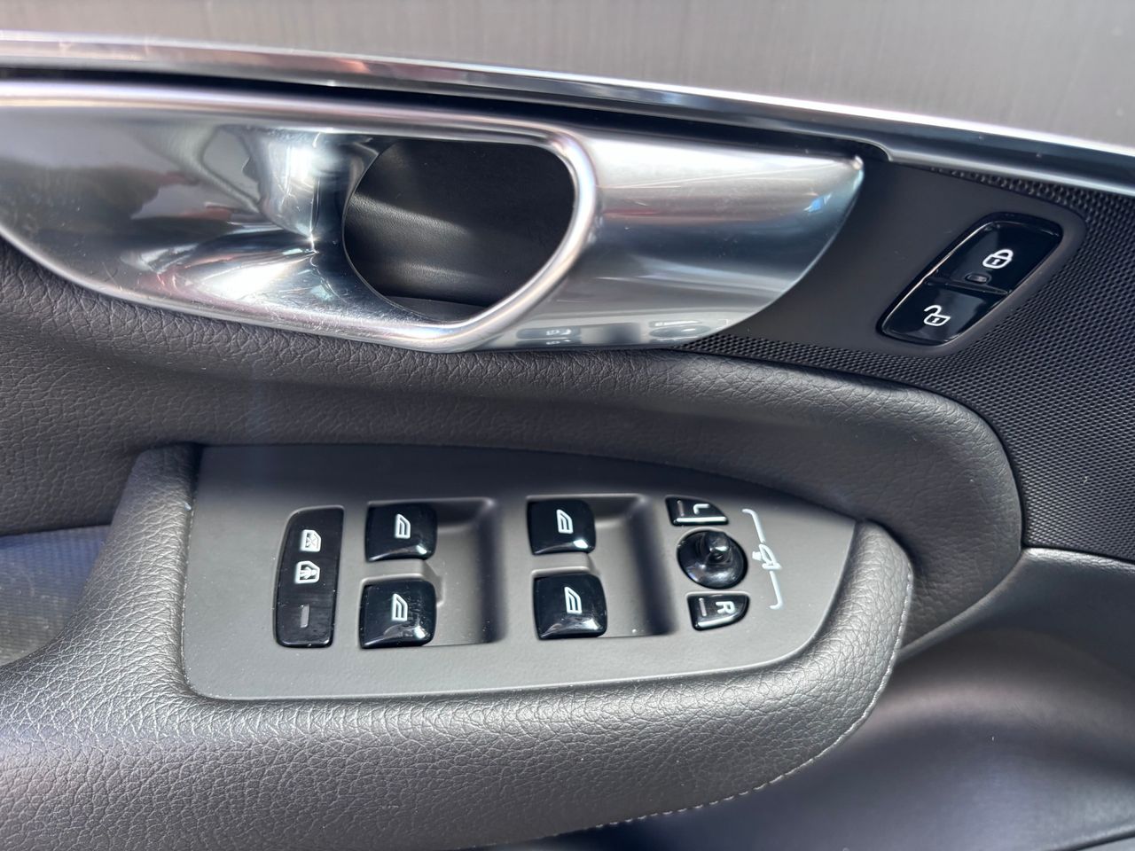 Volvo XC90 Recharge T8 Inscription Expression eAWD - Foto 20