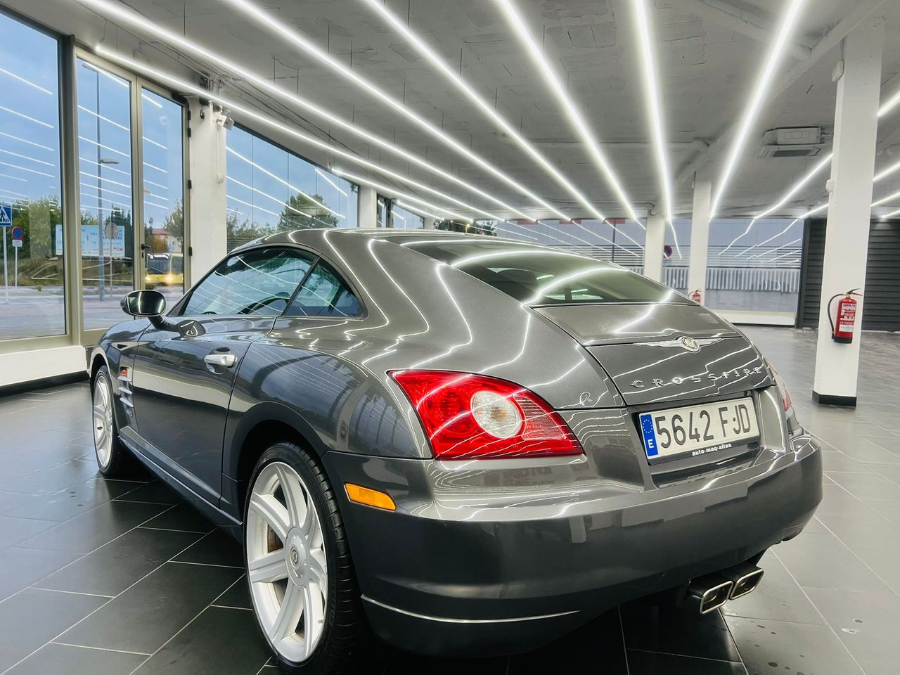 Chrysler Crossfire Coupe 3.2 Limited - Foto 5