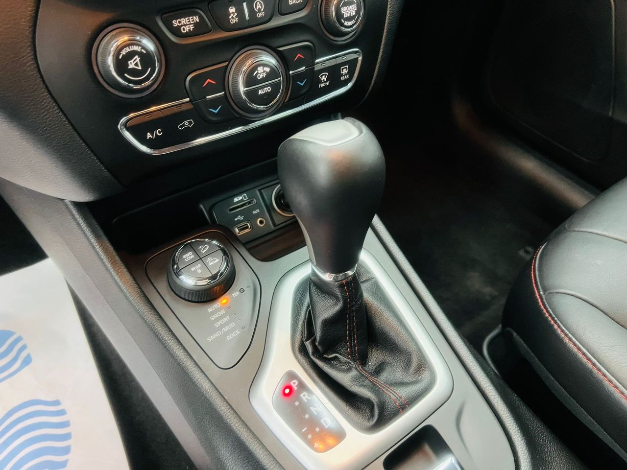 Jeep Cherokee 3.2 Trailhawk 4x4 ADL 271 Aut. - Foto 24