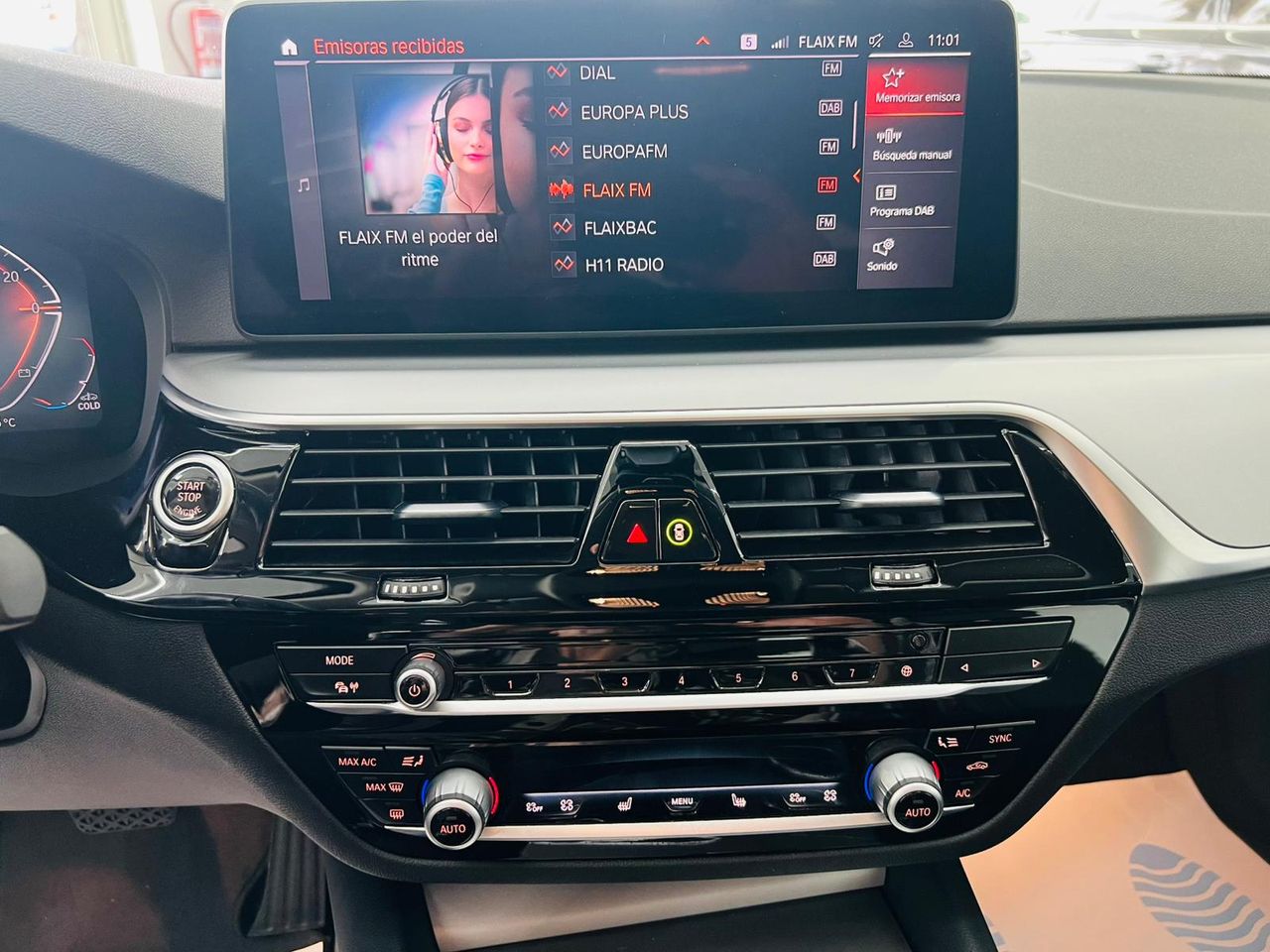 BMW Serie 5 530dA xDrive Touring 286cv - Foto 24