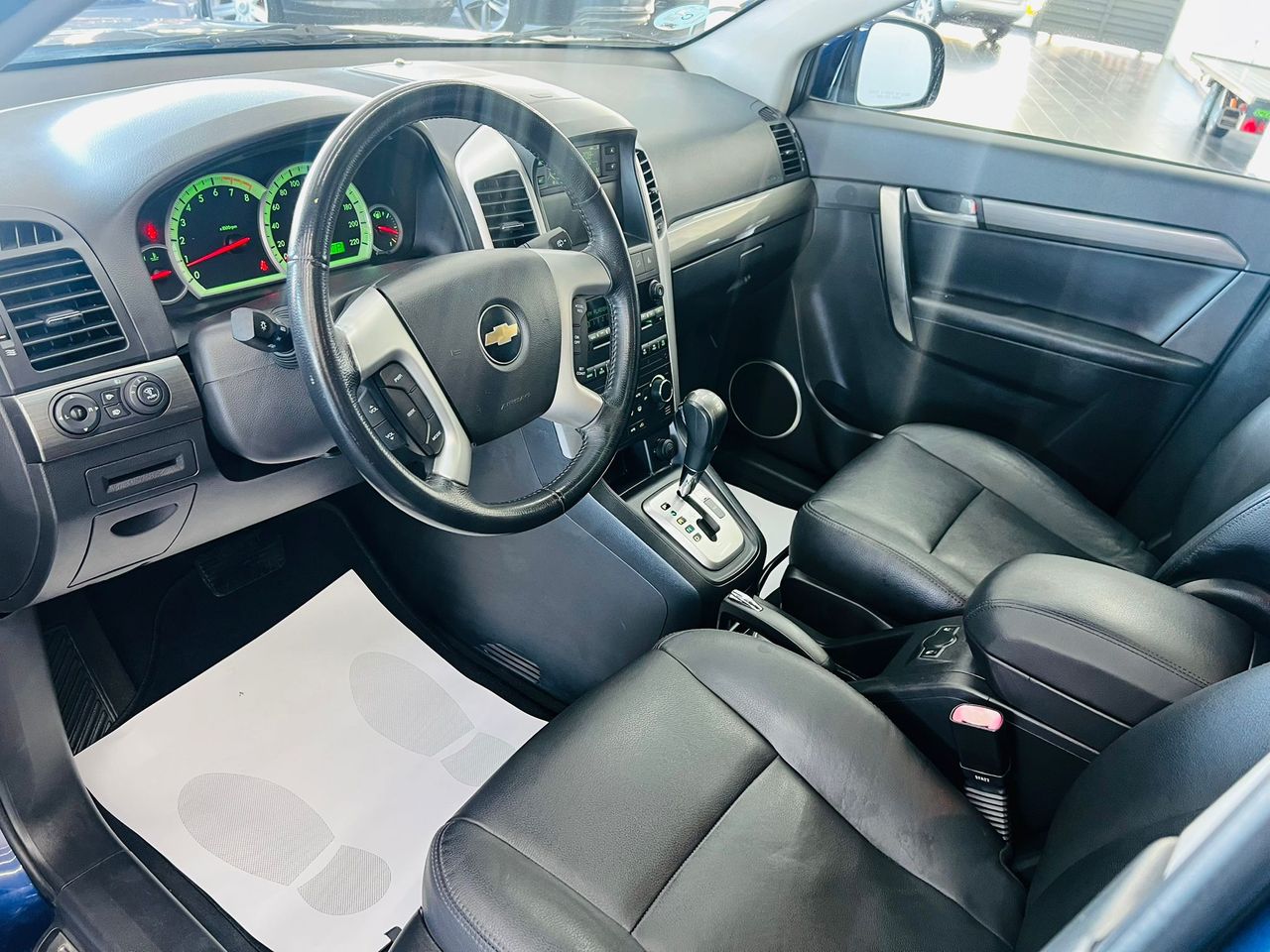 Chevrolet Captiva 3.2 V6 24V LTX 7 plazas Aut. - Foto 12