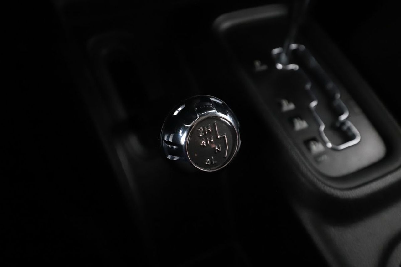 Jeep Wrangler Jeep Wrangler Unlimited 2.8 CRD Sport - Foto 18