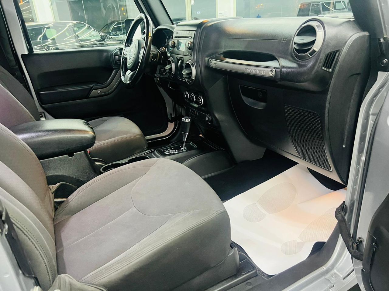 Jeep Wrangler Jeep Wrangler Unlimited 2.8 CRD Sport - Foto 16