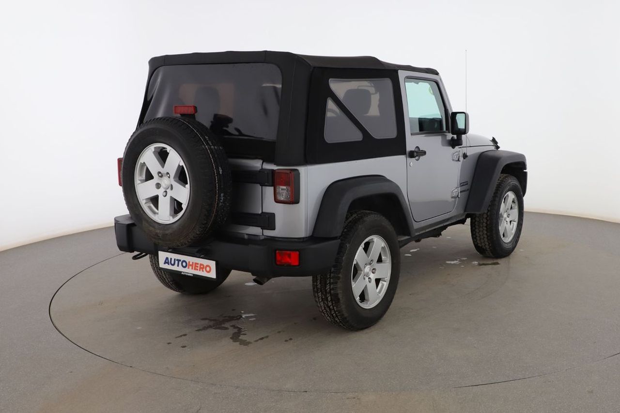 Jeep Wrangler Jeep Wrangler Unlimited 2.8 CRD Sport - Foto 6