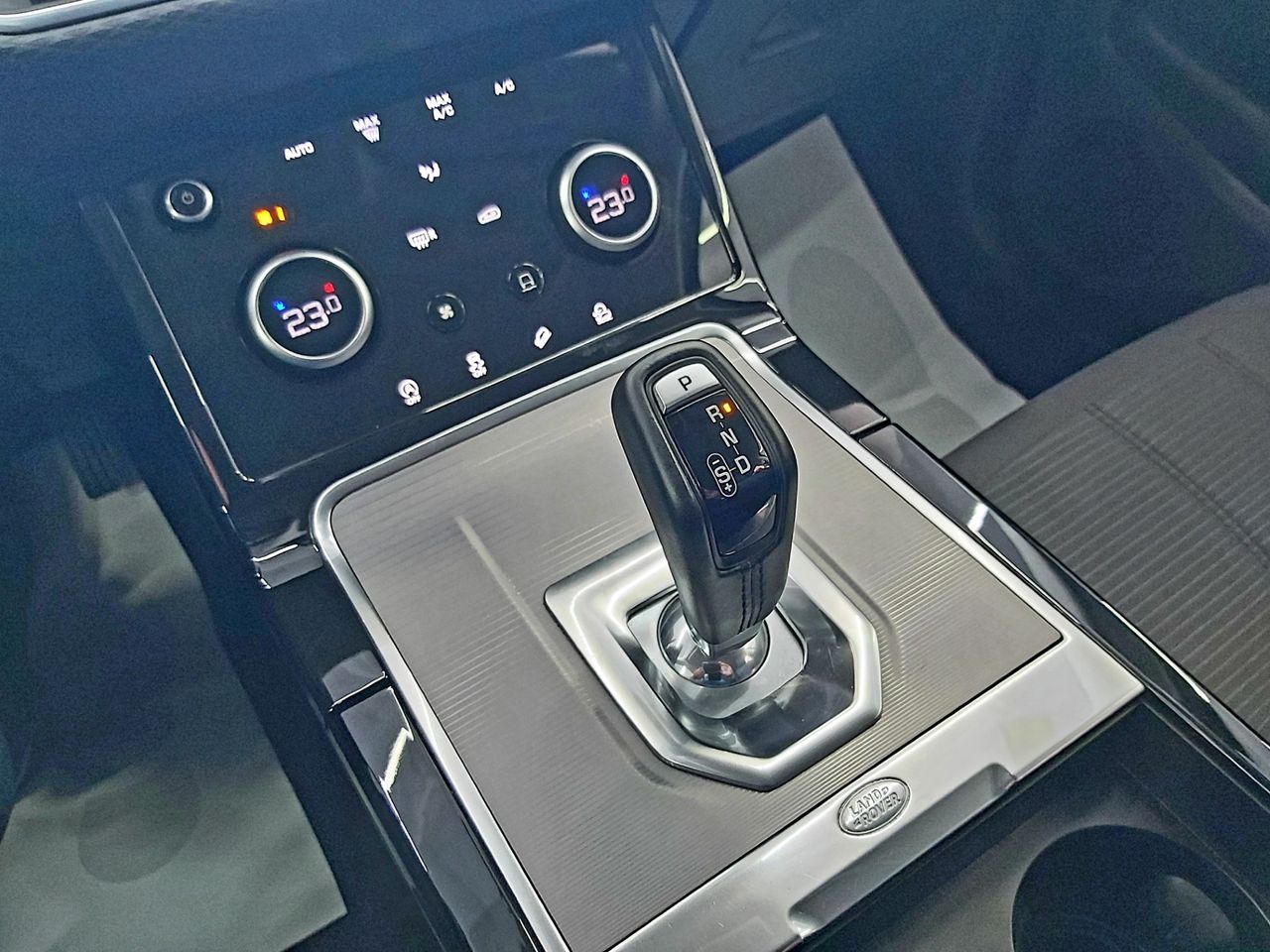 Land-Rover Range Rover Evoque 2.0D MHEV HSE AWD Aut. 150 - Foto 28