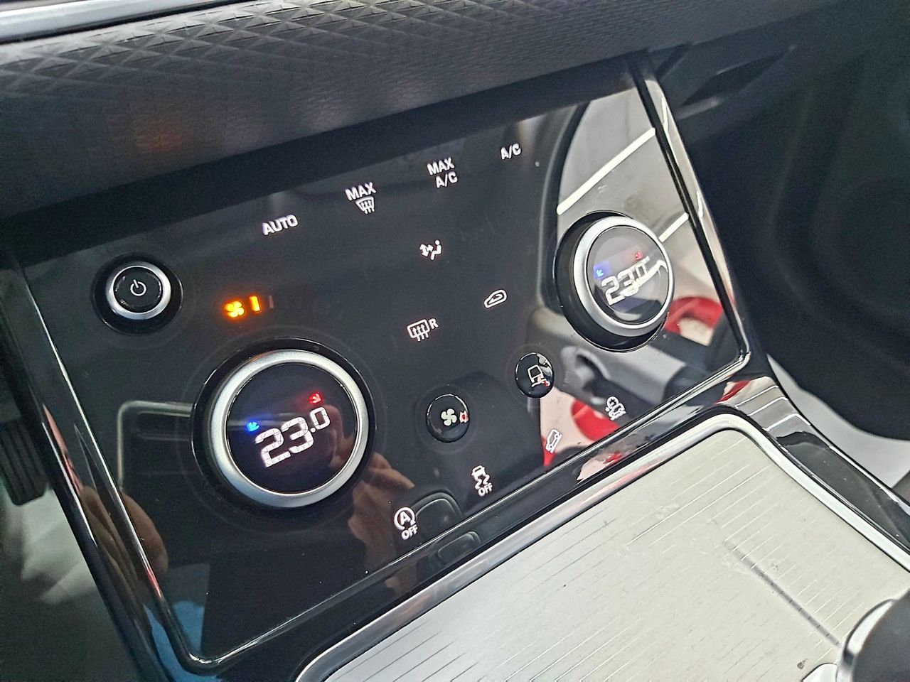 Land-Rover Range Rover Evoque 2.0D MHEV HSE AWD Aut. 150 - Foto 27