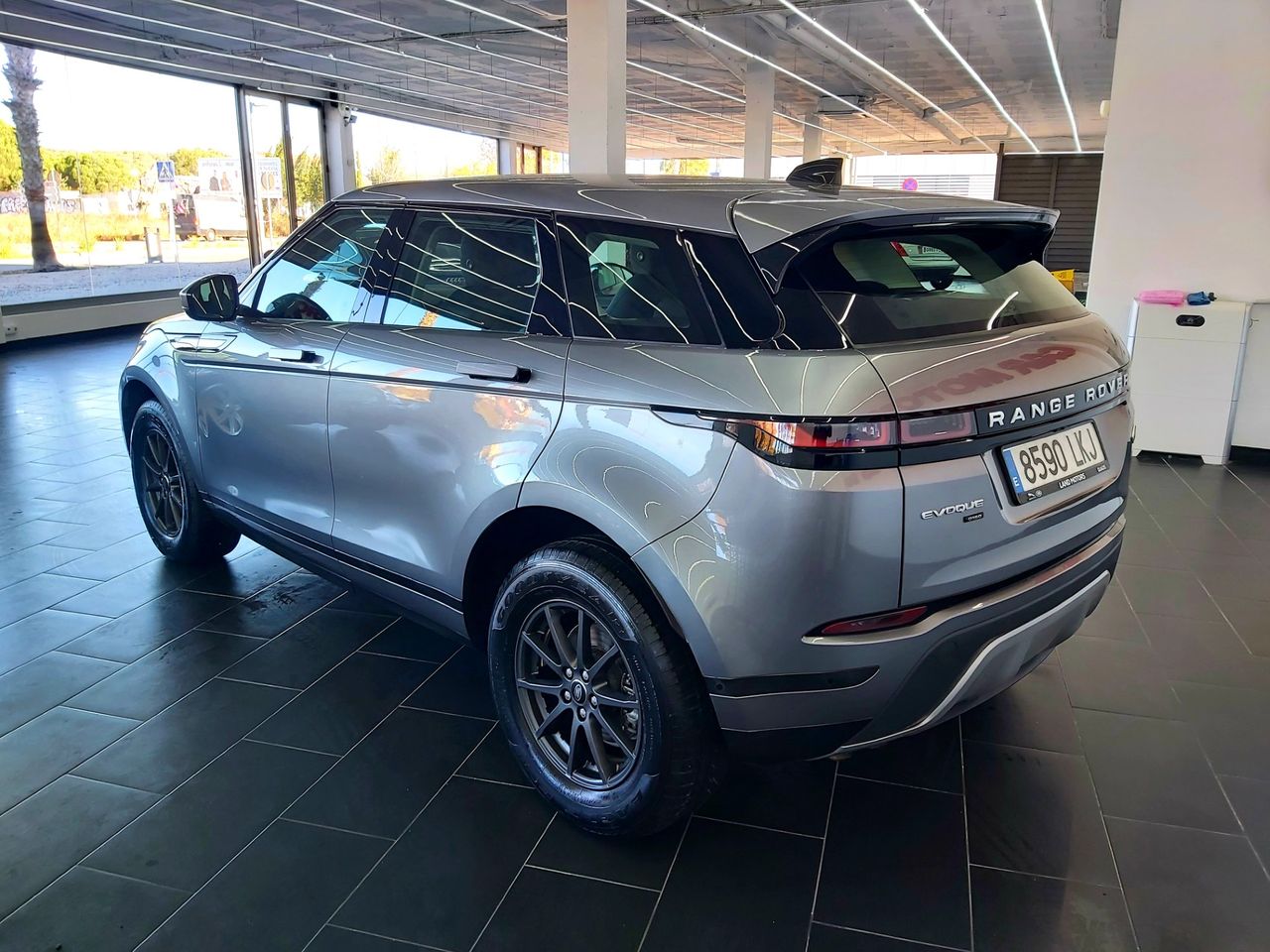 Land-Rover Range Rover Evoque 2.0D MHEV HSE AWD Aut. 150 - Foto 4